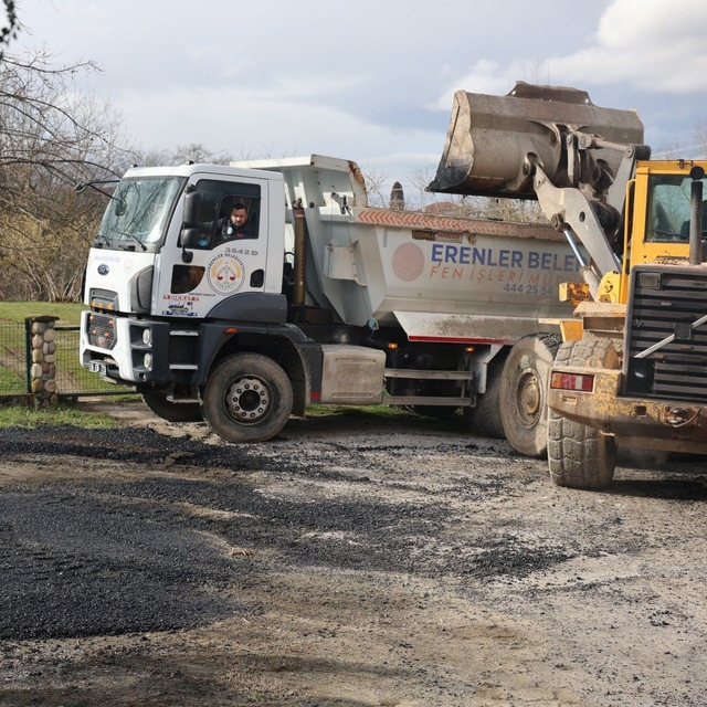 Erenler'de ulaşım çalışmaları devam ediyor