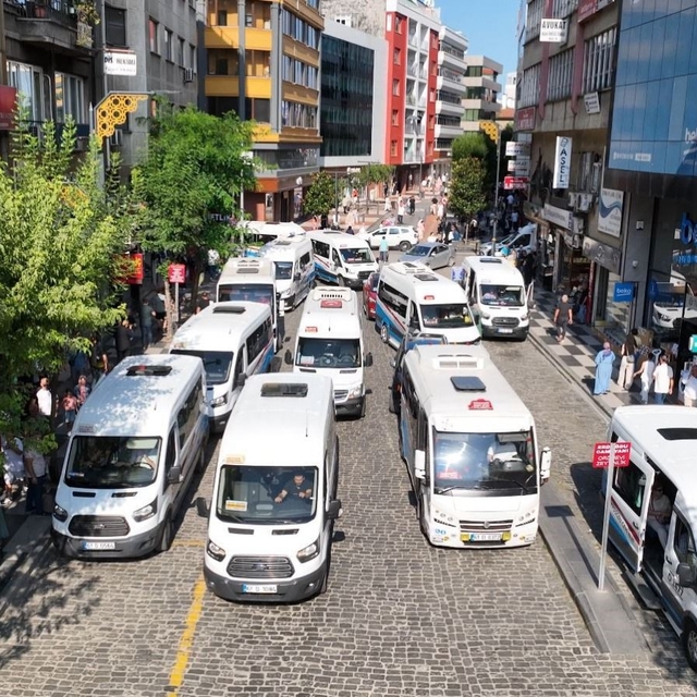Trabzon'da dolmuşlar yeni yerine taşınıyor