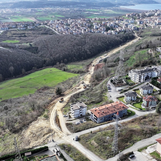 Serdivan ve Beşköprü birbirine bağlanıyor: Makineler sahaya indi