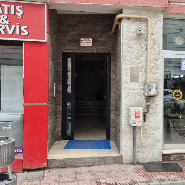 Üvey oğlu tarafından bıçaklanan adam hayatını kaybetti