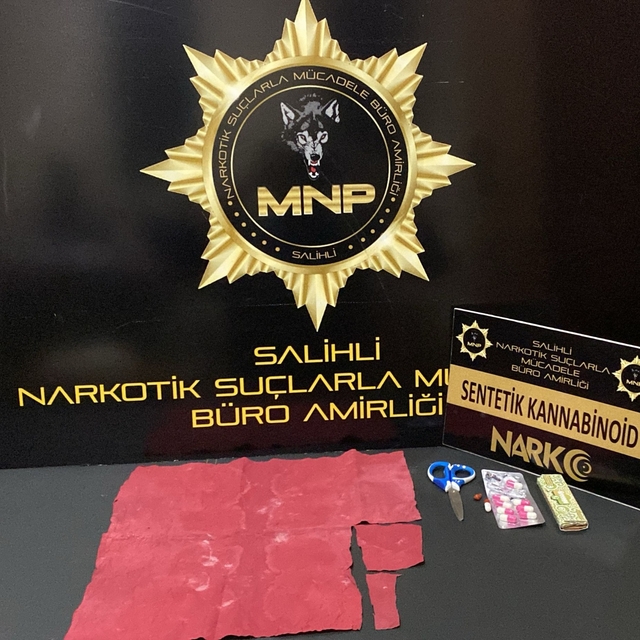 Manisa'da uyuşturucuyla yakalanan 2 şüpheli tutuklandı