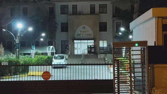 Mardin'de hastane önündeki silahlı kavgaya ait kamera görüntüsü ortaya çıktı (2)