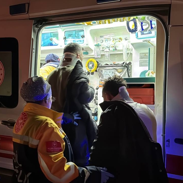 Kocaeli'de zincirleme trafik kazasında 4 kişi yaralandı