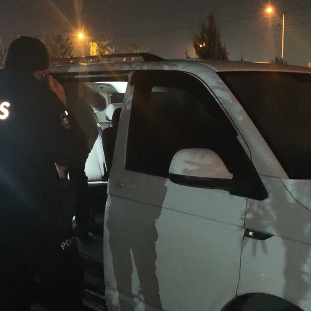 Antalya'da bir kişi park halindeki araçta ölü bulundu