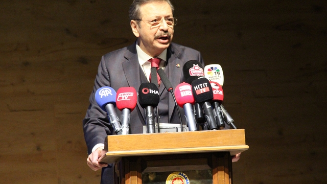 TOBB Başkanı Hisarcıklıoğlu: "Çorum'un ihracatı son 10 senede 100 milyon dolardan 5 milyar doların üzerine çıktı"