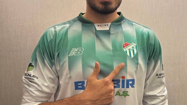 Bursaspor yeni golcüsünü resmen açıkladı