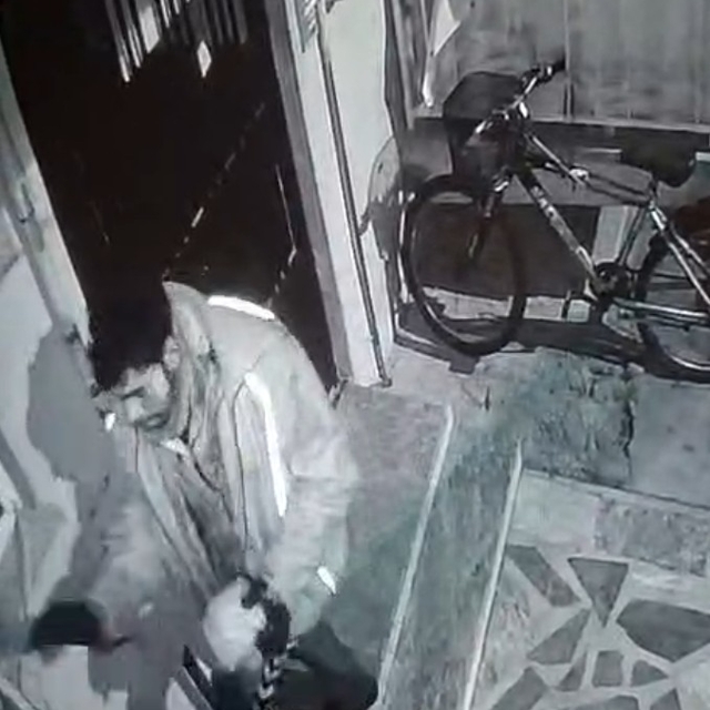 Balkondaki motosiklet ekipmanlarını çaldı
Eskişehir'de ilginç hırsızlık ola...