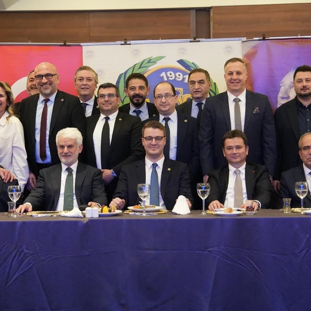 Bursa Fan Clup'te bayrak değişimi