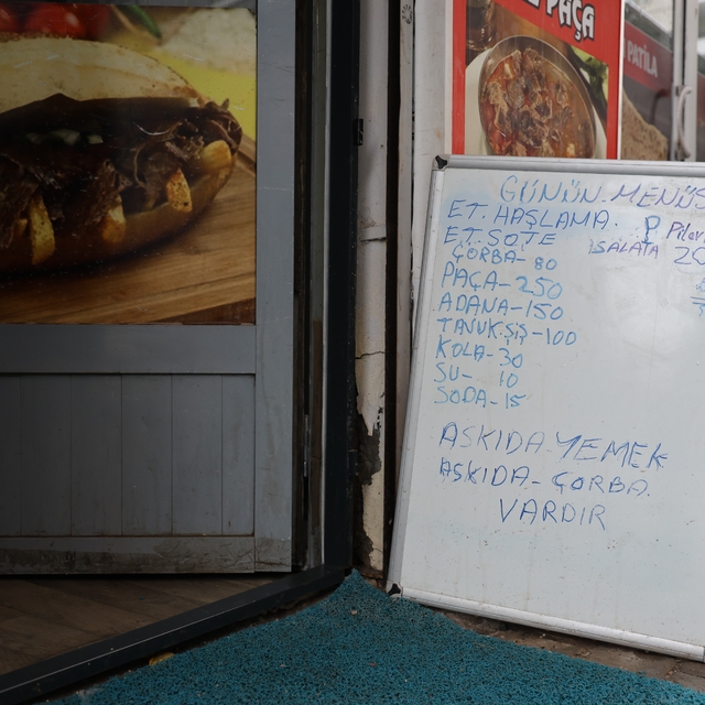 Elazığ'da 'askıda yemek ve çorba' uygulaması yürek ısıttı