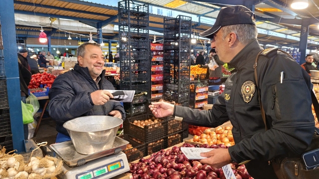 Bilecik'te dolandırıcılığa karşı vatandaşlara bilgilendirme