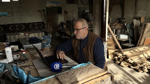 "Yaşayan İnsan Hazinesi" ödüllü baston ustası Birol, AA'nın "Yılın Kareleri" oylamasına katıldı