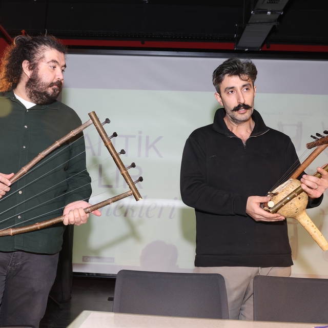 Çocuklar Nilüfer'de hayallerindeki liri tasarladı