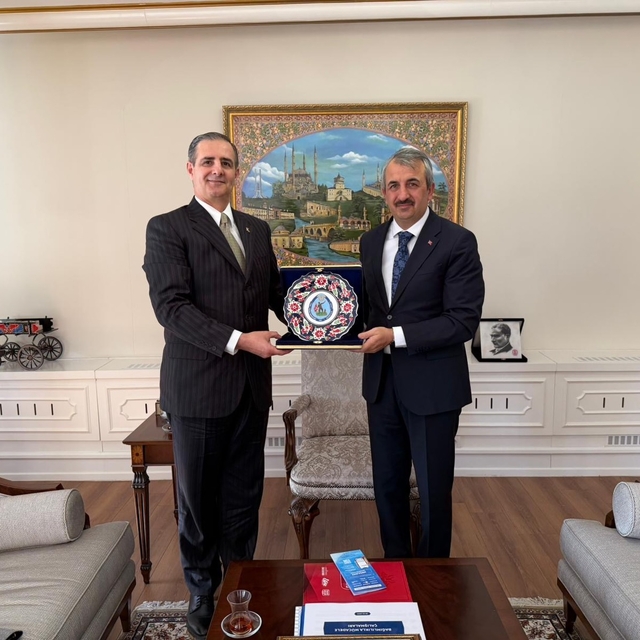 Edirne Valisi Sezer, Mehmetçik Vakfı temsilcisini kabul etti