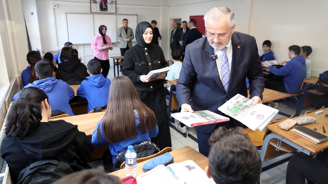 Bafra Belediyesinden öğrencilere eğitim desteği