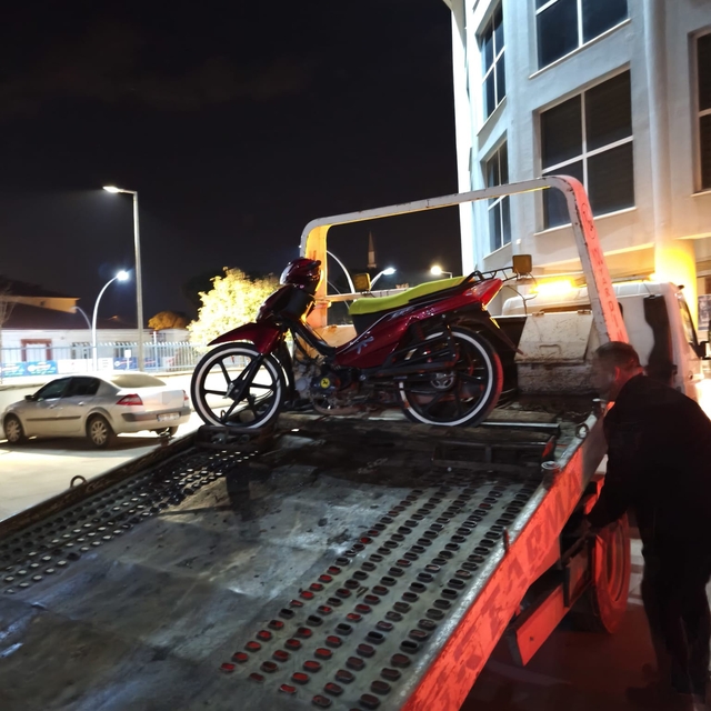 Tokat'ta trafik güvenliğini tehlikeye düşüren motosikletlilere ceza yağdı