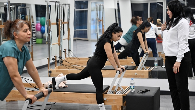 Mersin'de kadınlar reformer pilatesle bedenen ve ruhen güçleniyor