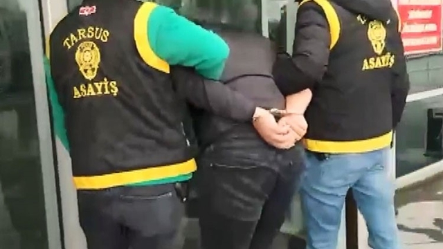 Sanal kumar soyguna sürüklemiş
Kuyumcuyu soyan şüpheli adliyeye sevk edildi