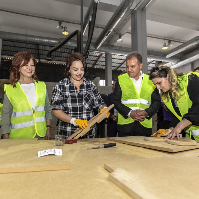 Mersin Büyükşehir Belediyesinin sosyal projeleri Türkiye'ye örnek oluyor