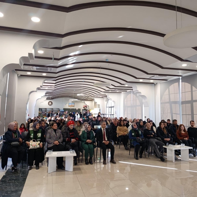 Mardin'de bağımlılıkla mücadele eğitim ve farkındalık programları hayata ge...