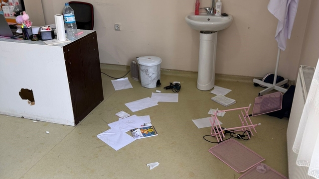 Ağrı'da ASM'de görev yapan doktora muayene odasında yumruklu saldırı