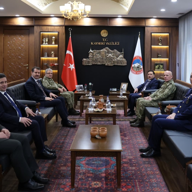 Kayseri Valisi Çiçek, Kara Kuvvetleri Komutanı Orgeneral Tokel ile Milli Sa...