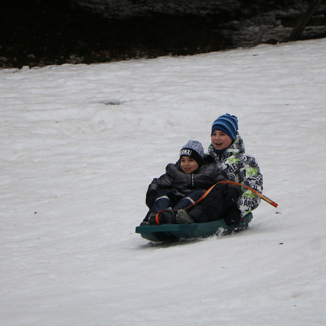 Abant'ta çocukların sömestirde kar keyfi