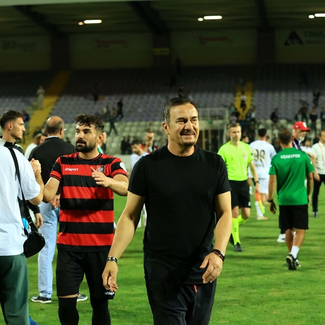 Uşakspor'da Ergün Penbe bıraktı