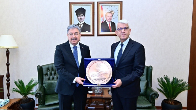 Eskişehir Valisi Yılmaz Dünya Gümrük Günü'nde heyeti kabul etti