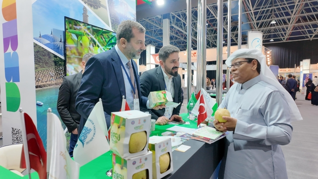 Gürsu armudu Cidde Turizm Fuarı'nda