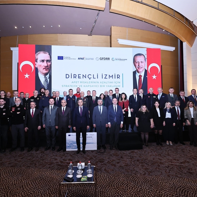 Türkiye'nin deprem haritası güncelleniyor: 600 aktif fay kapıda
Vali Elban...