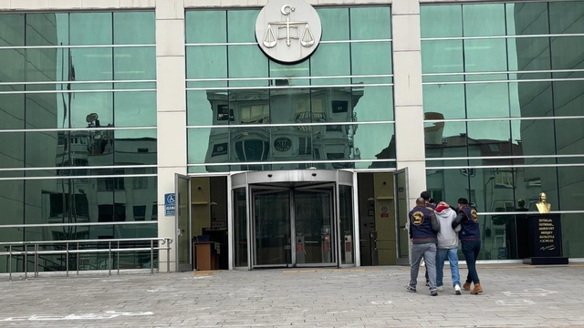 Ordu'da telefon dolandırıcılığı operasyonunda yakalanan 2 zanlıdan biri tutuklandı