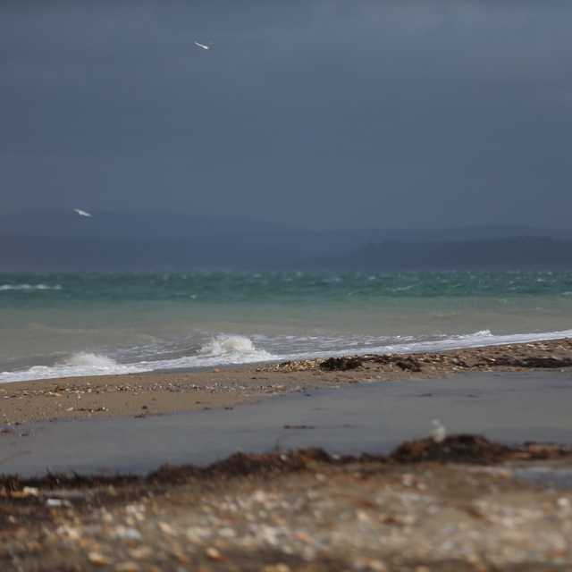 Çanakkale Boğazı fırtına nedeniyle transit gemi geçişlerine kapatıldı