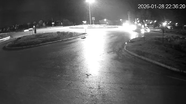 Konya'da 2 aracın çarpışma anı kameraya yansıdı