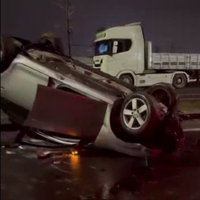 Diyarbakır'da otomobil takla attı: 1 yaralı