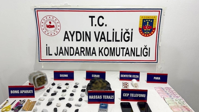 Kuşadası'nda uyuşturucu satıcılarına operasyon