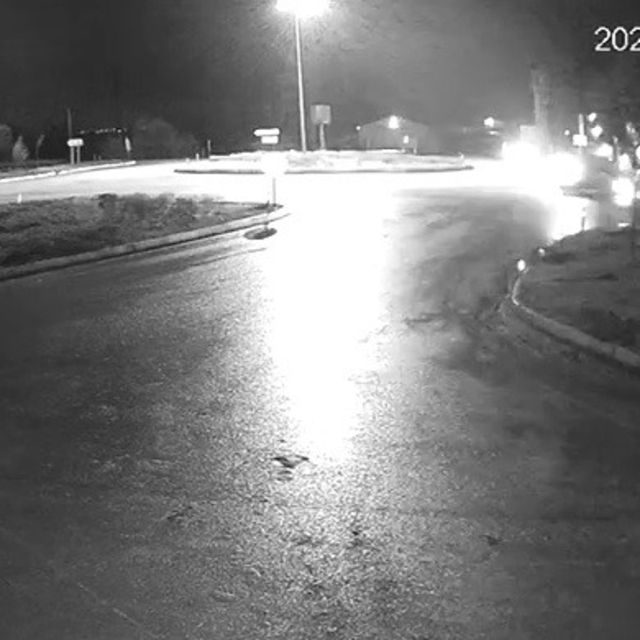 Konya'da 2 aracın çarpışma anı kameraya yansıdı