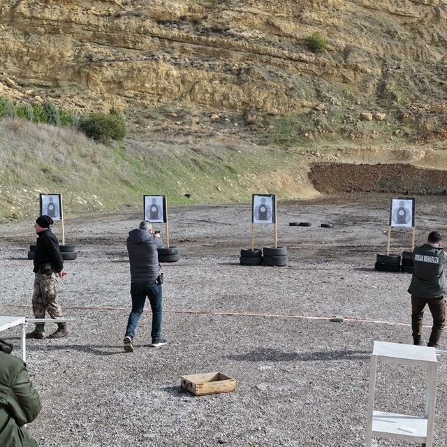 Mersin'de orman muhafaza personeline atış eğitimi