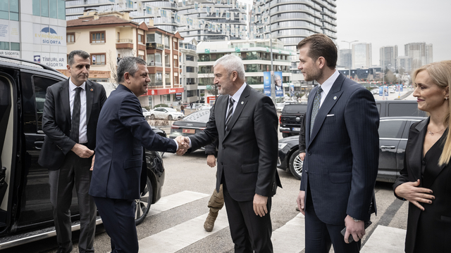 CHP Genel Başkanı Özel, İYİ Parti Genel Başkanı Dervişoğlu'nu ziyaret etti