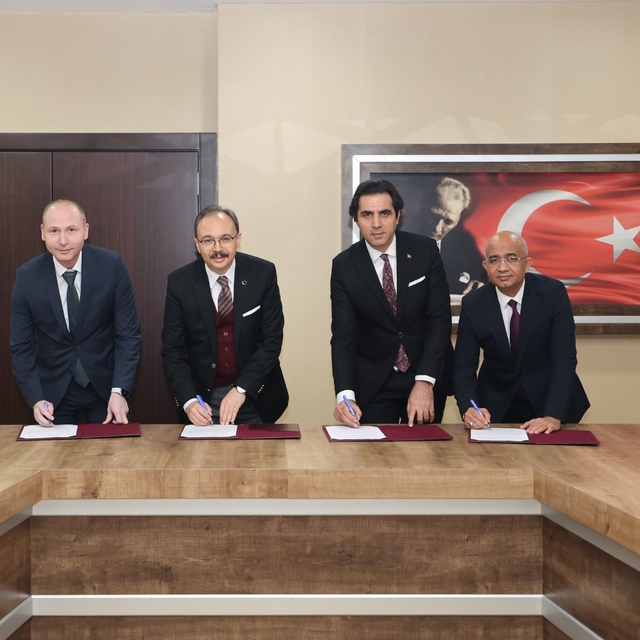 Siirt'e 2,5 milyon lira hibeli sosyal kalkınma projesi imzalandı