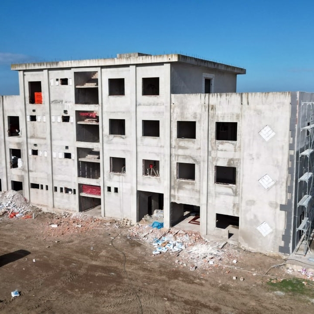 11 yıl atıl kalan MYO binası için SUBÜ düğmeye bastı
Yarım kalan MYO binası...