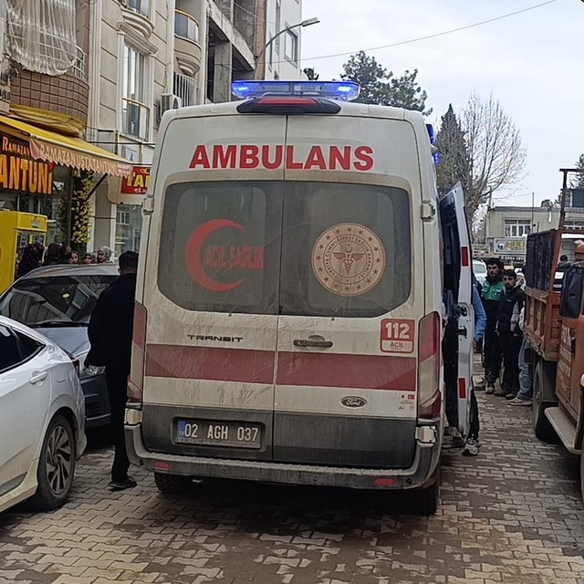 Motosikletin çarptığı çocuk yaralandı