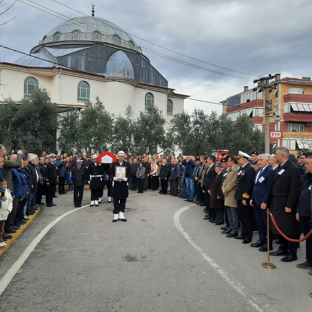 Kıbrıs gazisi Karasaç, Kocaeli'de son yolculuğuna uğurlandı
