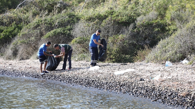 Muğla Büyükşehir'den Gökova ve Göcek'te kapsamlı kıyı temizliği