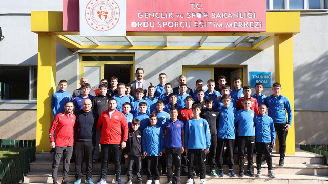Türkiye Güreş Federasyonu Başkanı Akgül'den Ordu Sporcu Eğitim Merkezi'ne ziyaret