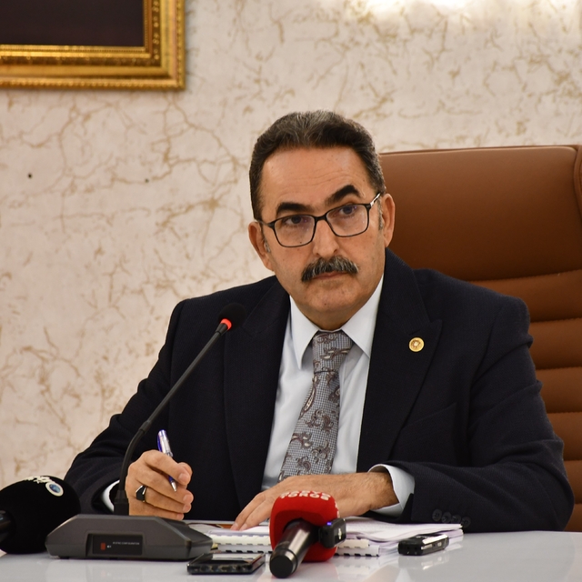 AK Parti Adana Milletvekili Doğru, gazetecilerle bir araya geldi