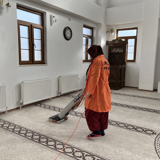 Osmancık Belediyesinden ramazan öncesi 43 camide hijyen çalışması