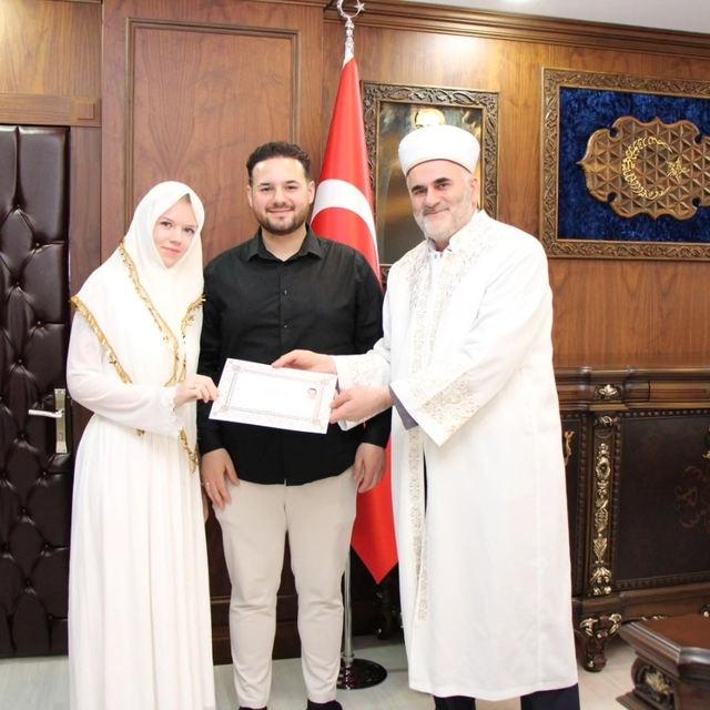 Alman vatandaşı Anna Lambertz, Amasya'da Müslüman oldu