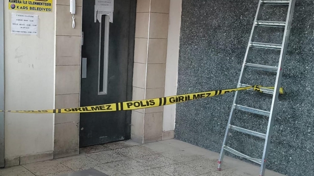 Kars'ta 2 gündür kayıp olan Savaş Güzel asansör boşluğunda ölü bulundu