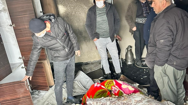 Hakkari'de ev yangını