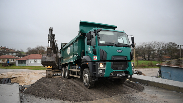 Edirne'de sağanak sonucu dereler taştı